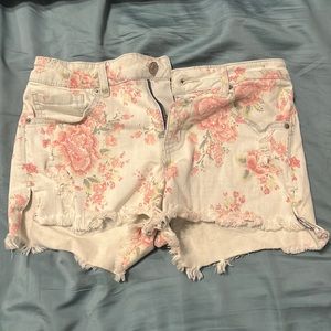Rue 21 Shorts Size 6 floral